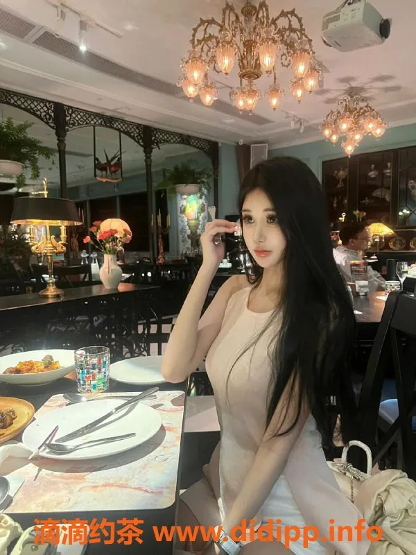 深圳楼凤资源信息,深圳南山金米大胸美女，167cm，47kg，1300起