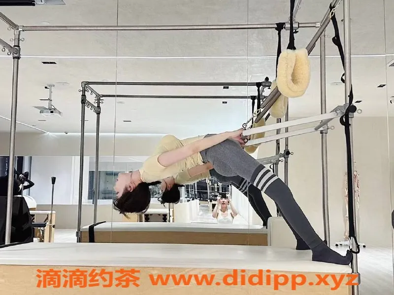 杭州上门服务-绵绵你的健身女友，163cm D罩杯，狠专情