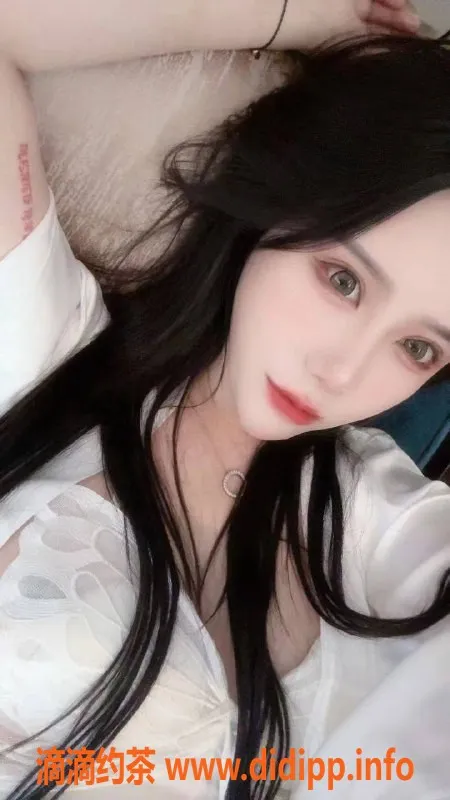 杭州楼凤资源信息,22岁小彤，身高170，有C围，服务费800起