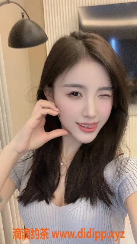 广州楼凤-天河大胸御姐思思，8P视频验证等你体验