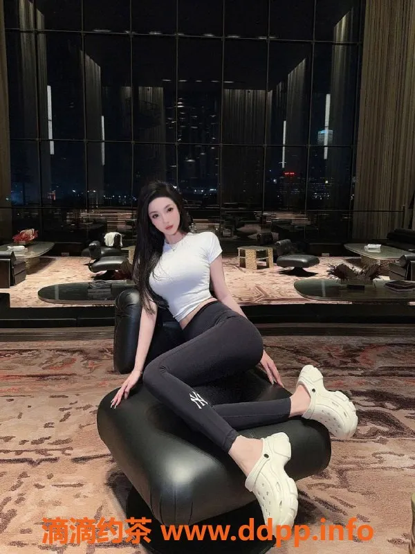 杭州上门服务-拱墅区金晨熙，23岁36D小姐姐，服务亲胸等