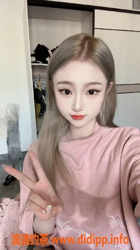 上海楼凤-嘉定区艺名桃桃，私聊可约服务！