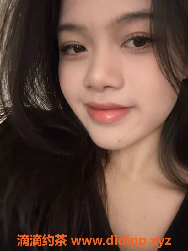 成都楼凤-成都嫩妹冰冰，162cm匀称身材，600元超值体验