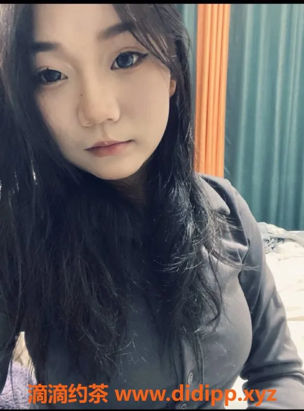 成都楼凤-成都哆哆，18岁匀称妹儿，500元体验服务