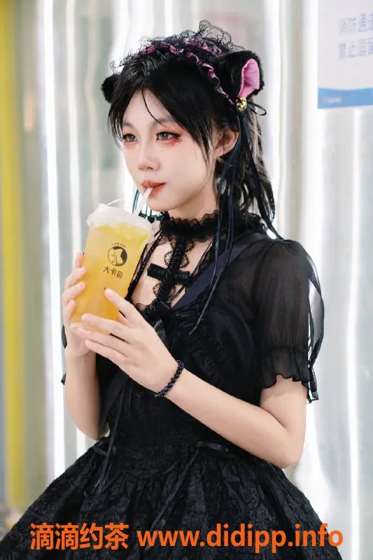 广州楼凤资源信息,海珠嫩妹池甜，800元体验COS服务