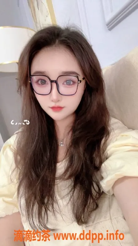 广州楼凤-天河爆乳琳琳，验证视频靠谱，800元服务