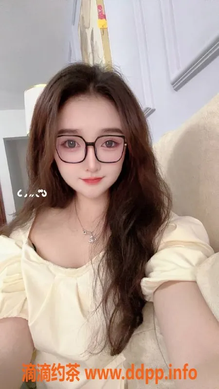 广州楼凤-天河爆乳琳琳，验证视频靠谱，800元服务