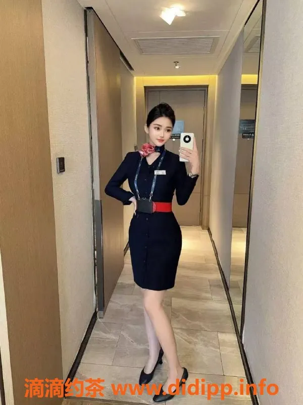 深圳楼凤-深圳福田雨儿，169大胸53斤，1388起服务