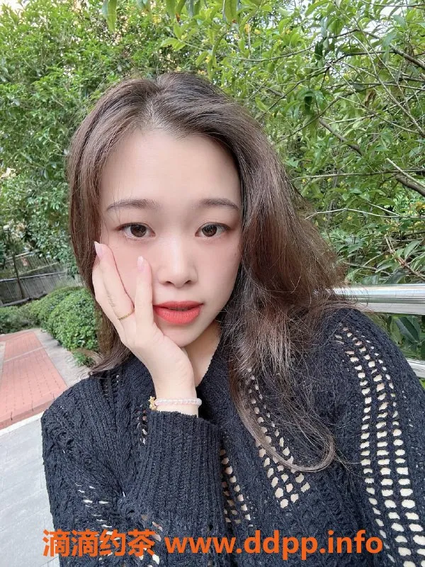 广州楼凤-天河嫩妹洛洛，700元超值体验