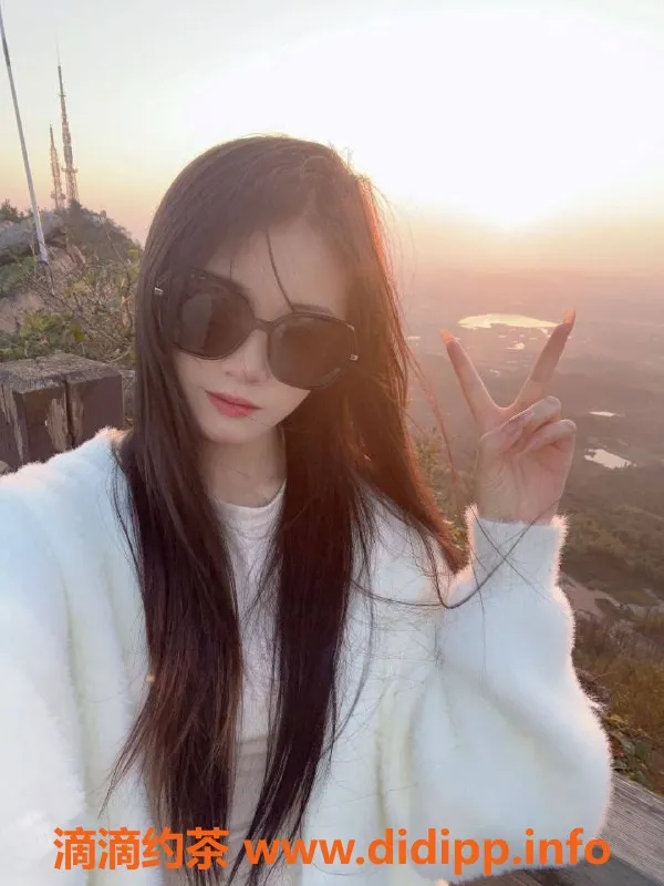 广州-天河嫩妹晓晓，600元约会服务