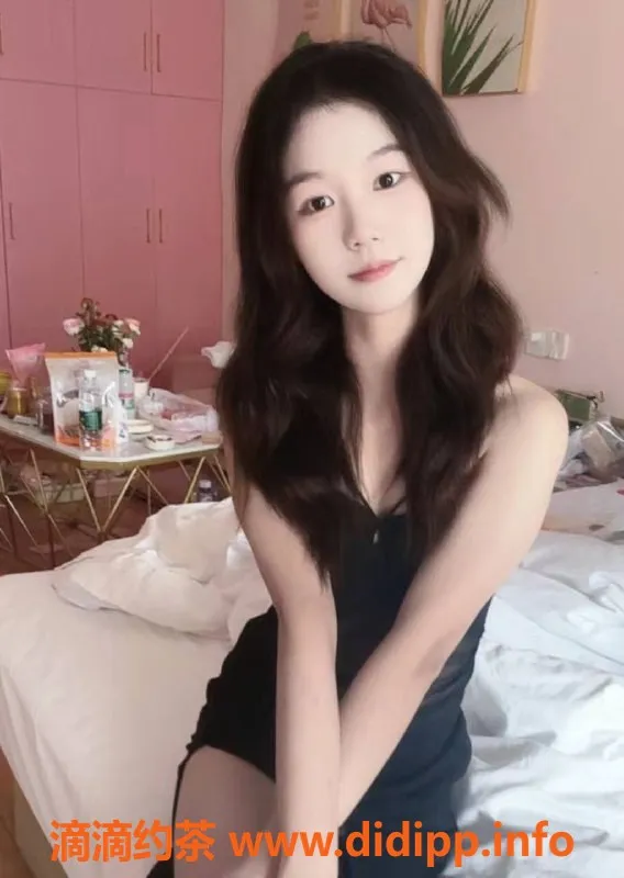 广州楼凤-白云嫩妹小怡，三百斤700元服务超值试听