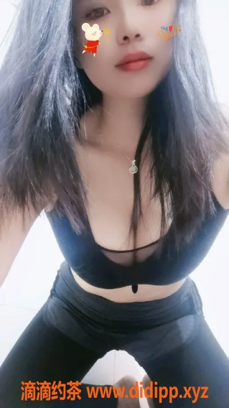 昆明楼凤-官渡区二迷糊，600元/次，黑丝御姐等你体验