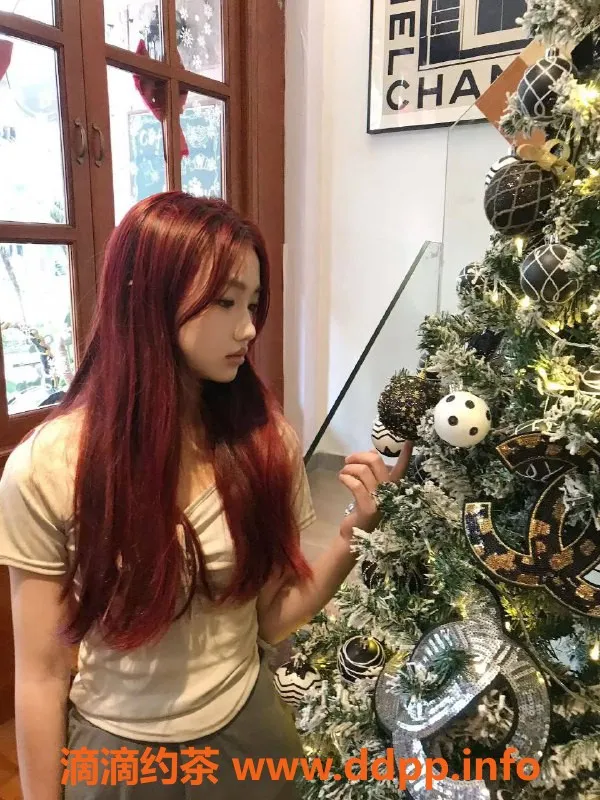 广州楼凤-天河嫩妹小初，700元带你体验不同