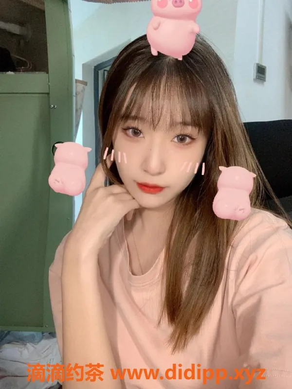 广州楼凤-天河嫩妹珊蓝，7P大胸大长腿等你来约