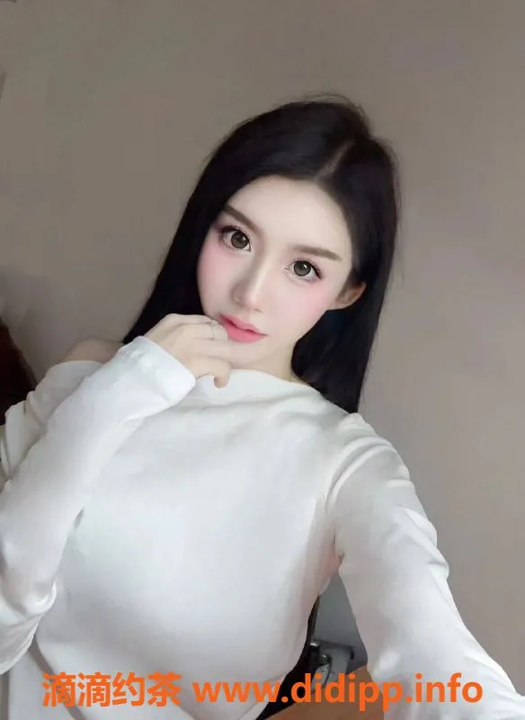 杭州楼凤-拱墅区小田，168高85斤，陪浴69舌吻，1200起