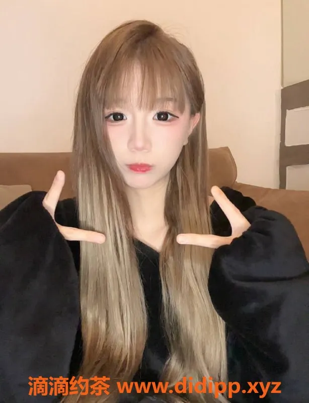 广州楼凤-天河嫩妹草莓，视频验证，600/1约玩！