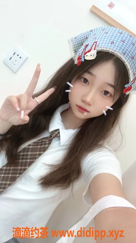 深圳楼凤-南山小苹果，1398元起多种服务等你来尝试