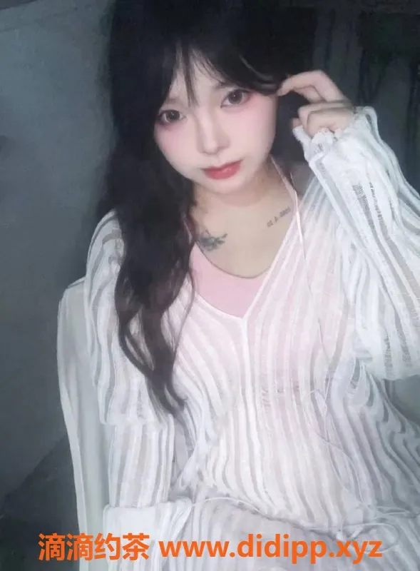 广州楼凤-白云嫩妹小美，500元约会，视频验证