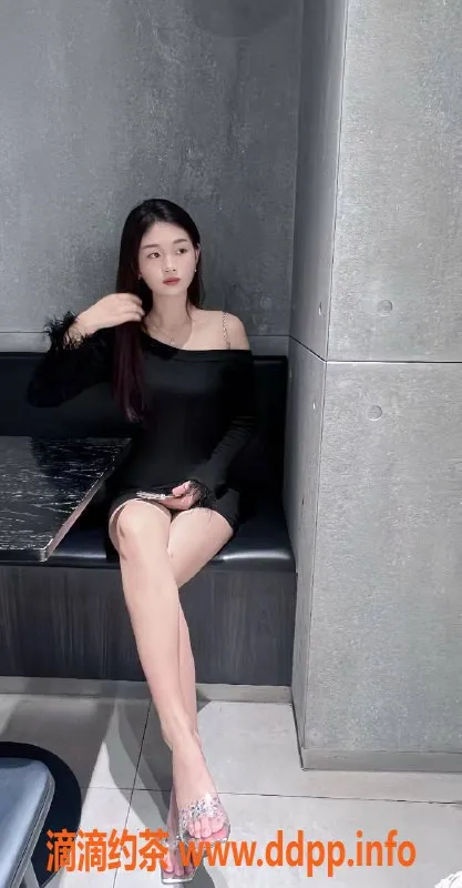 深圳楼凤-宝安小雨，身材火辣，只需700p，服务精彩！