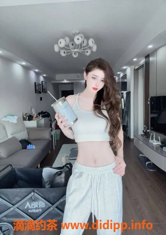 深圳楼凤资源信息,福田罗兰，900元体验完美服务！