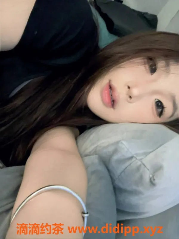 深圳楼凤-福田小希，千元优惠，舌吻制服服务