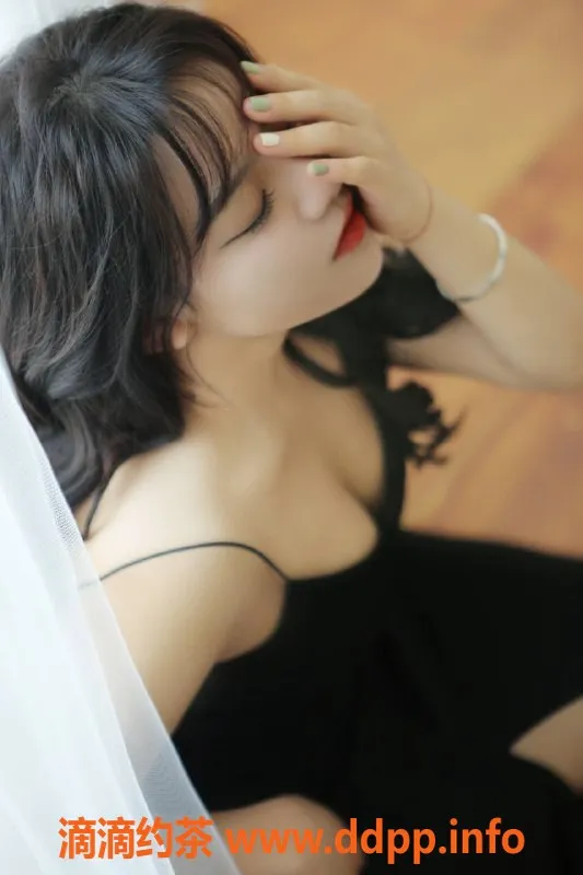 杭州楼凤-上城区兜兜，温柔细腻的足交体验