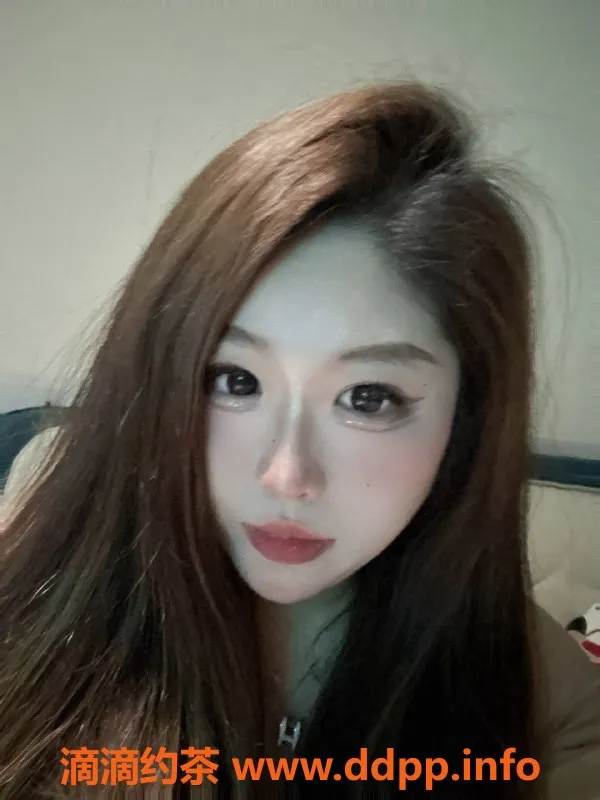 广州楼凤-天河大奶，价格800，36E火辣服务