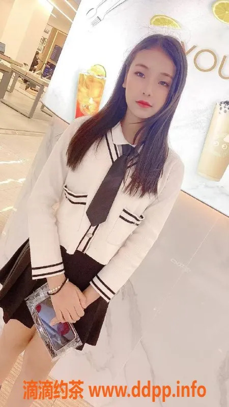 深圳楼凤资源信息,龙岗丝丝，900元体验六九与舌吻服务