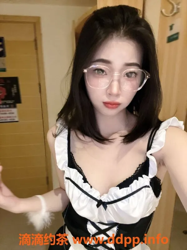 广州楼凤-越秀嫩妹沫沫，700元一小时体验