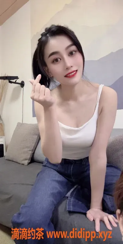 深圳楼凤资源信息,南山小雪，800元六九亲密服务