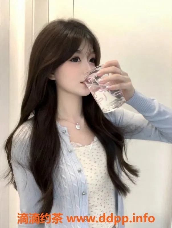 深圳楼凤-南山允儿，900p六九舌吻服务，绝对值得一试！