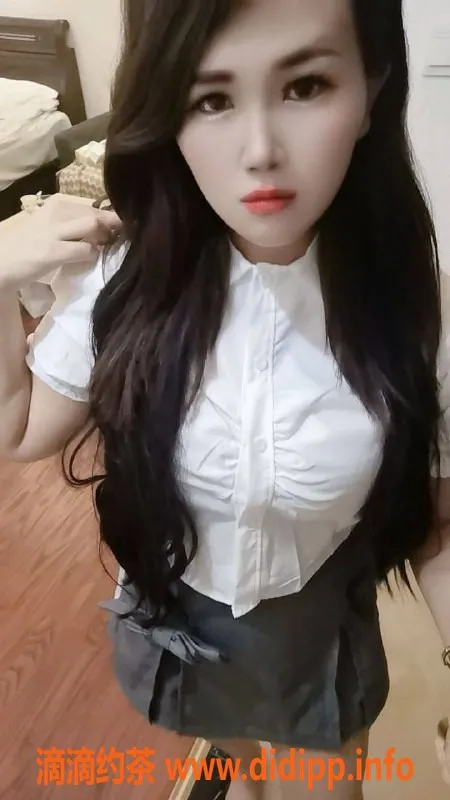 广州楼凤-天河乐乐，人妻风情，500元约会体验