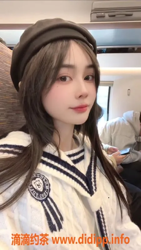 深圳楼凤-罗湖小婷婷，520环保价，热情制服服务