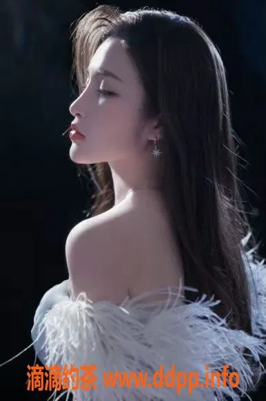 东莞楼凤-岚岚，24岁，160cm，45kg，全裸陪浴与按摩服务