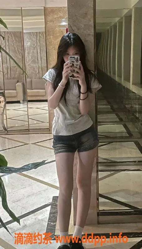 深圳楼凤-南山小鱼，1000元舌吻服务，超标体验