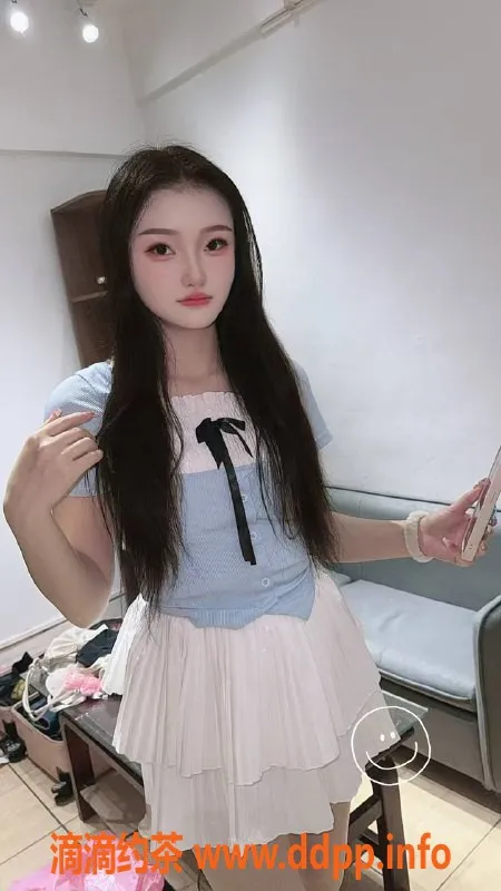 广州楼凤资源信息,天河嫩妹小艺，700元体验，视频验证！