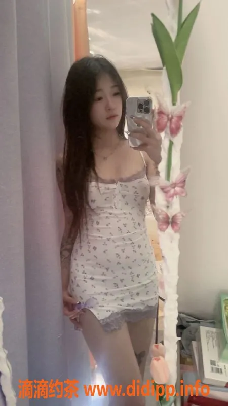 深圳楼凤资源信息,宝安艺涵，800元舌吻六九服务，超值体验！