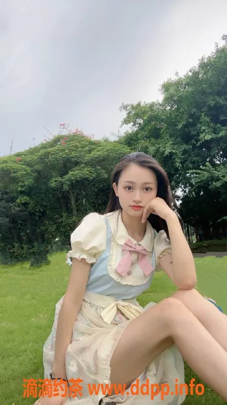 杭州楼凤资源信息,拱墅区小雅，18岁160cm，温柔可爱，让你重温初恋