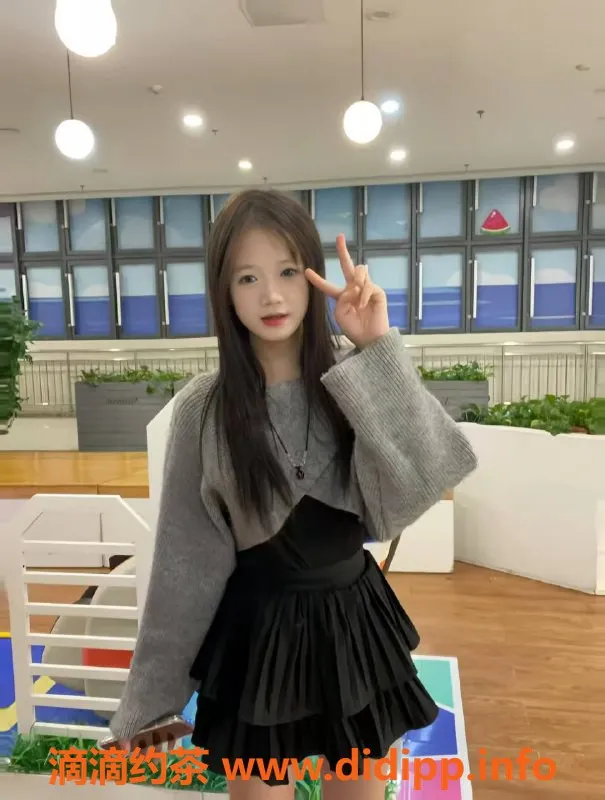 广州楼凤-天河茜茜，7P热情服务，嫩妹鸳鸯浴体验！