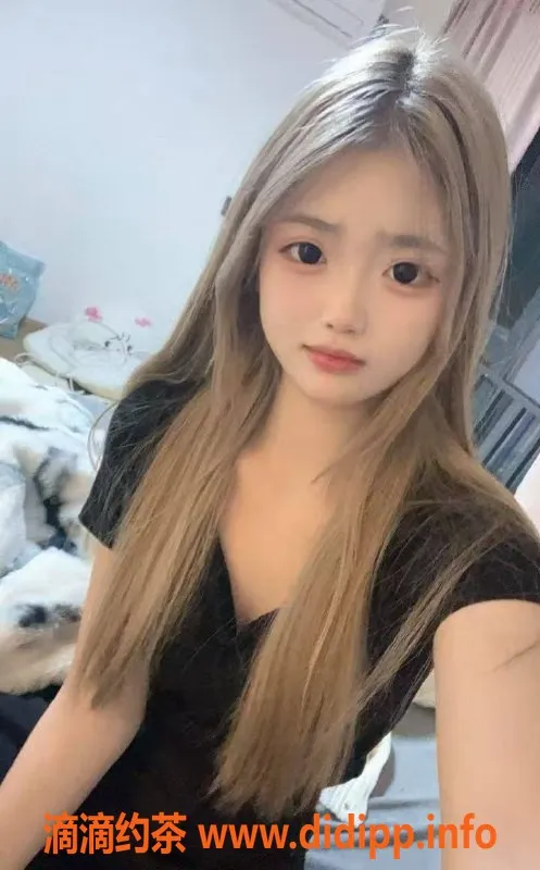 广州楼凤-天河嫩妹妮儿，白虎服务1000p等你来体验！