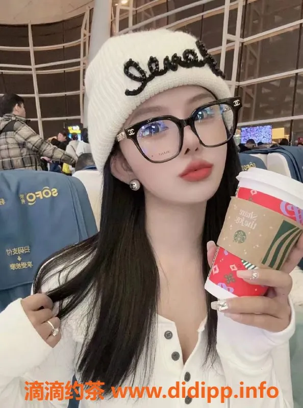 深圳楼凤-罗湖可可，500元环保服务，体验舌吻与六九