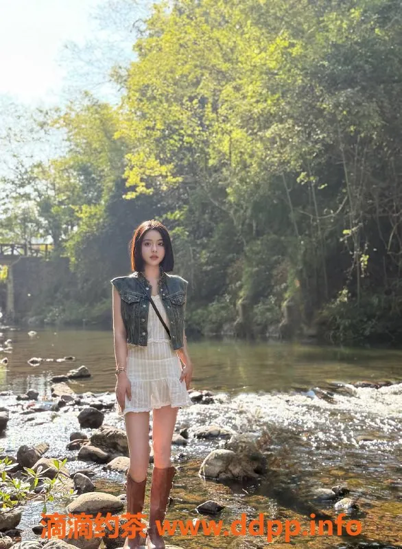 广州楼凤-天河御姐Mico，12P视频验证，超值体验