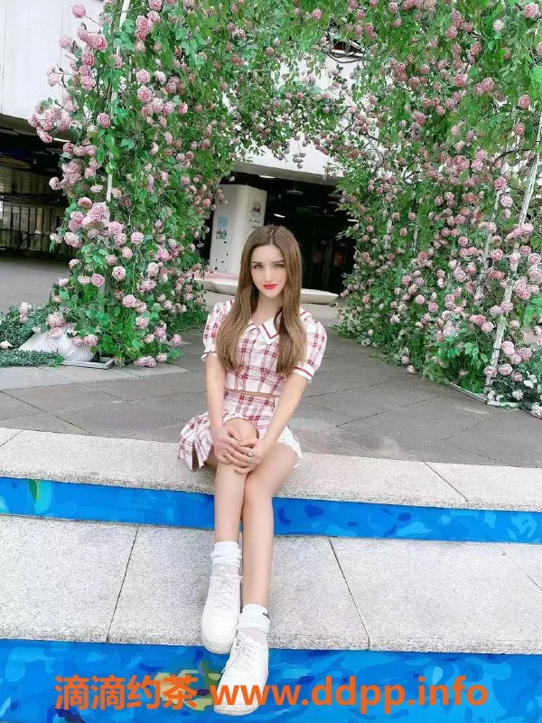 杭州楼凤-东站中俄混血雷拉，身高166，皮肤雪白