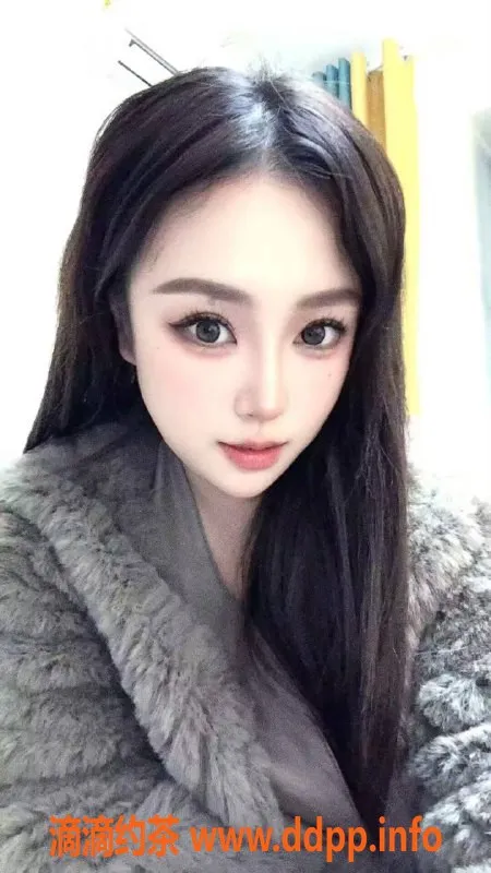 广州楼凤-天河晓晨，爆乳38E，800元约会体验