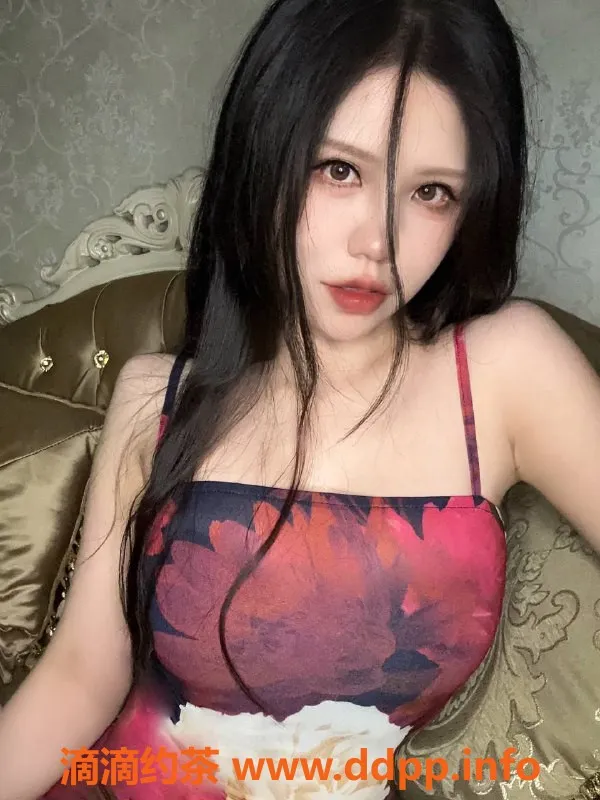 深圳楼凤资源信息,福田小精灵，身高165cm，消费1000P，服务优质