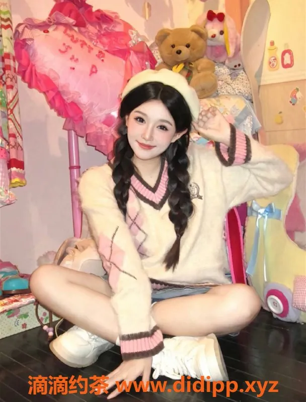 杭州楼凤-江苏小田，165cm白皙美腿，1400元/50分钟