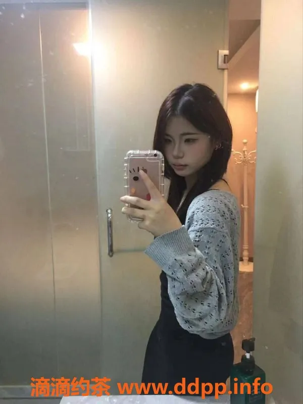 广州楼凤资源信息,白云嫩妹观观，舌吻鸳鸯浴，5P课费