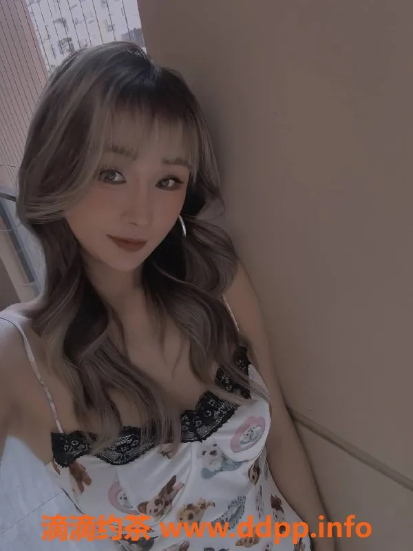 深圳楼凤-南山思思，900元享专业足交服务