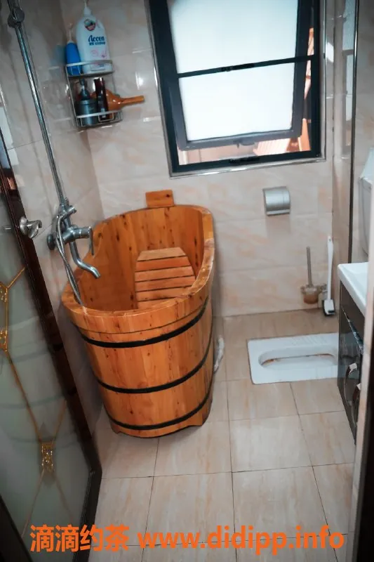 长沙楼凤-雨花区叮叮，夜场体验21张，欢迎上门！