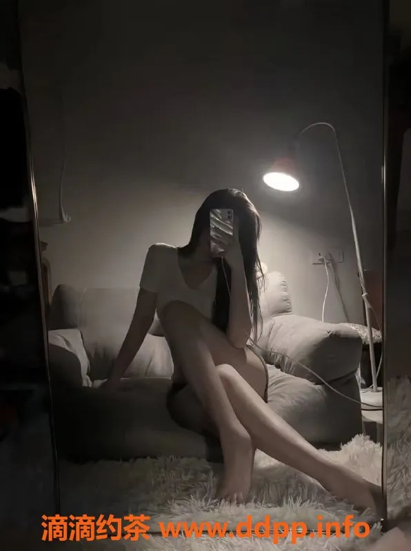 杭州楼凤-拱墅区小兔乖乖，混血美女176cm，49kg，服务多样